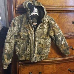 Outfitters Ridge big boys camo jacket SZ M (8)